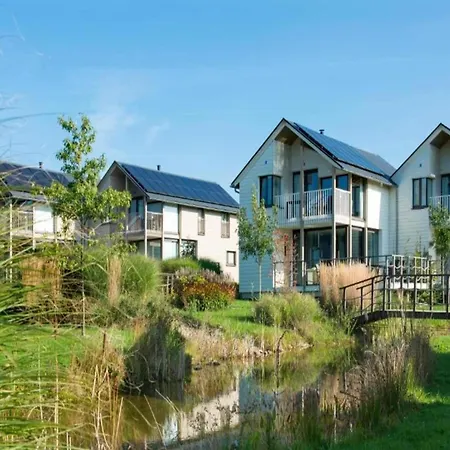 Вилла Tranquil For 8 Guests