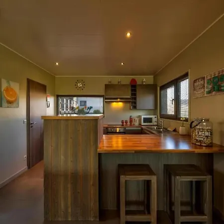 Villa Cozy With Fireplace & Terrace Boussu-lez-Walcourt